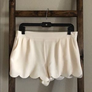 Scalloped Hem Crepe Shorts